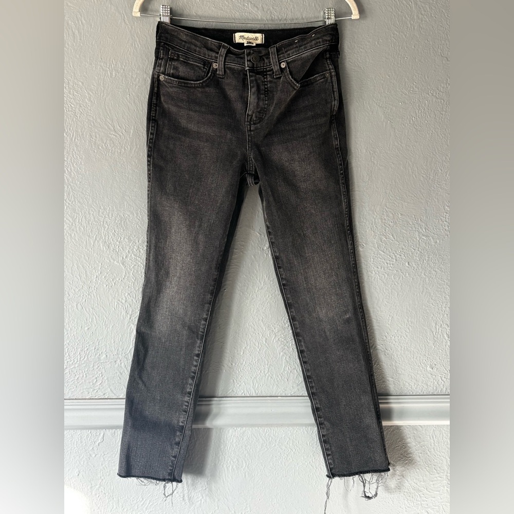 Madewell Stovepipe Jean Faded Black Frayed Hem 25P